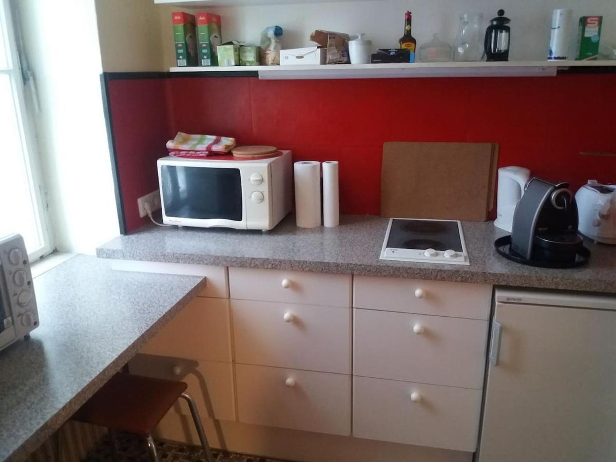 Geraeumige Zentrumsnahe Altbauwohnung Viena Exterior foto